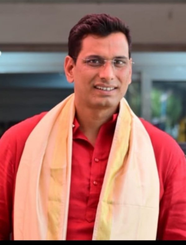 भिलाई नगर विधायक देवेन्द्र यादव 