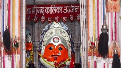 दक्षिण काली क्या है और क्या है उनका मंत्र / 10 महाविद्याओं में से एक मां काली के हैं 4 रूप, जानिए अचूक गुप्त मंत्र