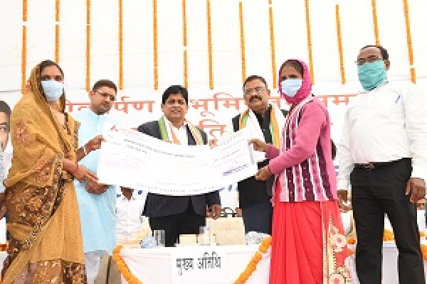 किसानों के समृद्ध और मजबूत होने से प्रदेश मजबूत होगा : नगरीय प्रसाशन मंत्री डॉ. शिव कुमार डहरिया