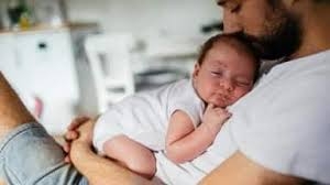 पुरुषों के लिए खुशखबरी:अब एकल अभिभावक के रूप में पुरुष भी होंगे 'पुरुष चाइल्ड केयर लीव' के हकदार