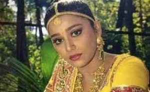 कहलाती थीं माधुरी दीक्षित की कॉपी, पहले कमाया नाम फिर स्टार क्रिकेटर से शादी के लिए छोड़ी फिल्म इंडस्ट्री