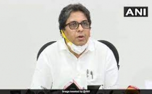 केंद्र के साथ विवाद के बीच बंगाल के मुख्य सचिव ने दिया इस्तीफा, 'टीम ममता' से जुड़े