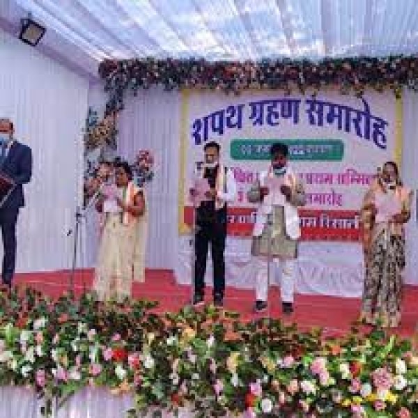रिसाली की मेयर बनीं शशि सिन्हा:केशव बंछोर चुने गए सभापति;