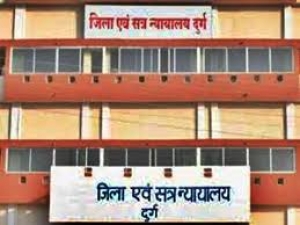 यातायात पुलिस दुर्ग द्वारा जप्त मोडीफाईड बाईक के विरूद्ध न्यायालय ने काटा 20,000 रूपये का चालान