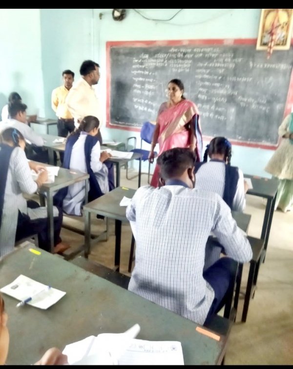 10464 परीक्षार्थी हुए शामिल, 281 रहे अनुपस्थित