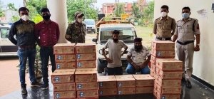 अवैध रूप से महाराष्ट्र निर्मित देशी शराब परिवहन करते आरोपी गिरफ्तार