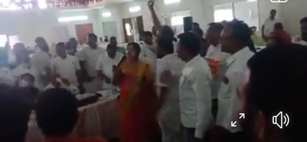 पूर्व सभापति नारायणी नही उबर पा रहे rti के मोह जाल से ...