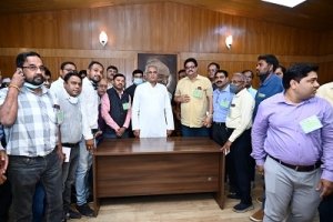 मुख्यमंत्री से राजस्व पटवारी संघ छत्तीसगढ़ के प्रतिनिधि मंडल ने मिलकर पुरानी पेंशन योजना बहाली के लिए आभार व्यक्त किया