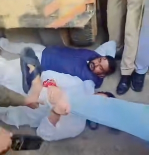 रायपुर में ‘यूथ हब’ पर बुलडोजर: प्रशासनिक कार्रवाई के खिलाफ कांग्रेस का रातभर धरना, पूर्व सीएम बघेल ने सरकार पर साधा निशाना