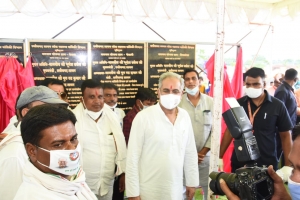 गोधन न्याय योजना की शुरूआत के साथ ही 102 करोड़ रुपए के विकास कार्यों का लोकार्पण एवं भूमिपूजन