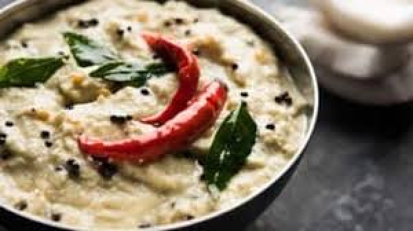 खाने का स्वाद दुगुना कर देगी नारियल-दही की चटनी, जानें रेसिपी