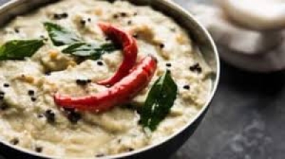 खाने का स्वाद दुगुना कर देगी नारियल-दही की चटनी, जानें रेसिपी