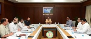 ई-ऑफिस और समयबद्ध उपस्थिति में उत्कृष्ट प्रदर्शन करने वाले अधिकारी-कर्मचारी सम्मानित