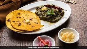 पालक, मेथी, बथुआ नहीं इस विंटर ट्राई करें सरसों का साग, मिलेंगे ये अद्भुत फायदे