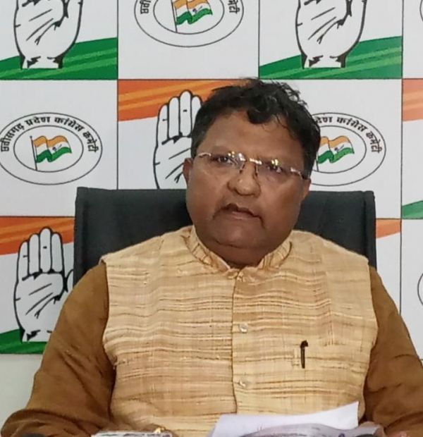 15 साल में रमन सरकार ने धान के सुरक्षित भंडारण के लिये कितने गोदामों का निर्माण कराया है?- कांग्रेस