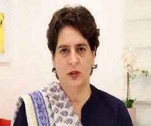 प्रियंका गाँधी  ने खुद को किया आइसोलेट, फैमिली मेंबर और एक स्टाफ कोरोना पॉजिटिव