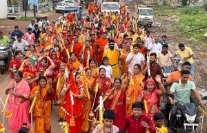 भगवान शिव की भक्ति में सराबोर हुआ दुर्ग शहर, हजारों भक्त निकले कांवर यात्रा में