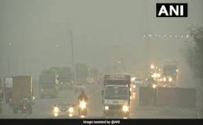 दिल्ली में कड़ाके की ठंड के साथ छाया कोहरा, पंजाब-हरियाणा समेत अन्य राज्यों में शीत लहर के आसार