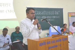 स्कूल के कमजोर बच्चों को चिन्हांकित कर शिक्षा के प्रति लगन हेतु विशेष प्रयास करने की आवश्यकता:- कलेक्टर चंदन कुमार