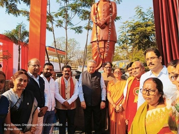 स्वतंत्रता सेनानी पंडित लखन लाल मिश्र प्रतिमा का हुआ अनावरण,