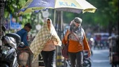 दिल्ली में भीषण गर्मी का सितम, 40 पार पहुंच रहा पारा; जानें अगले कुछ दिनों में कैसा रहेगा मौसम