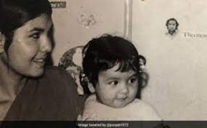 90s का हिट नाम, अल्कोहल की लगी लत, 11 साल की शादी लेकिन नही बनीं मां, कुछ ऐसा था तस्वीर में दिख रही इस बच्ची का सफर