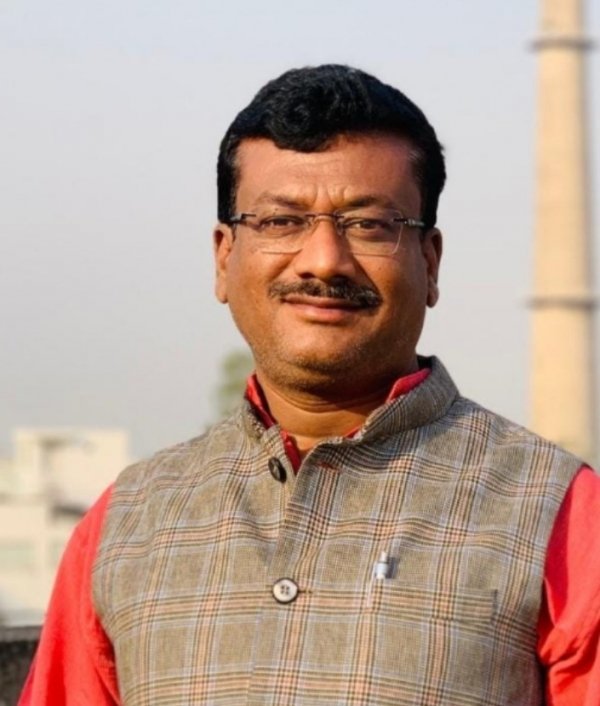 भाजपा के इस पूर्व मुख्यमंत्री ने रद्द ट्रेन शुरू करने और आरक्षण की 50 प्रतिशत की सीमा को हटाने की मांग क्यों नहीं की?: कांग्रेस