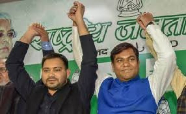 बिहार में &#039;INDIA&#039; के साथ आए मुकेश सहनी, तेजस्वी बोले- हम देंगे हमारे कोटे से तीन सीटें
