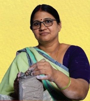 चीनी मिट्टी कला पर आज खंडवा में व्याख्यान देंगी भिलाई की विजया