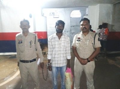 जिला दंडाधिकारी के आदेश पर शुभम तागड़े तीन माह के लिए जेल में निरुद्ध