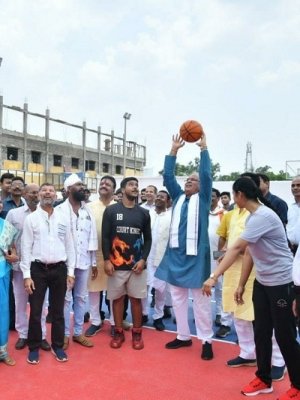 मुख्यमंत्री  भूपेश बघेल ने किया छत्तीसगढ़ का पहला फीफा एप्रूव्ह सिंथेटिक फ़ुटबाल ग्राउंड विथ रनिंग ट्रैक का उद्गघाटन...