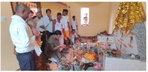ग्राम अघनपुर तेतरखुटी के माता मेला मंडई में शामिल हुए संसदीय सचिव रेखचंद जैन