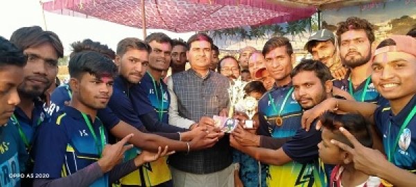खेल हमारे शरीर के लिए बेहद फायदेमंद : विजय बघेल