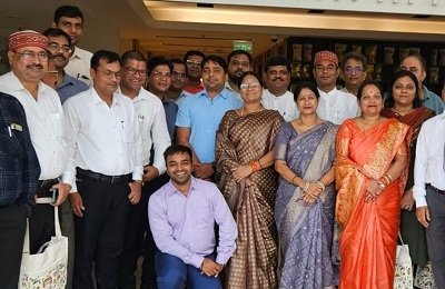 इंदौर से स्वच्छता की सीख लेकर लौटे, मेयर श्रीमती बाघमार व कमिश्नर श्री अग्रवाल ,दुर्ग शहर में लागू की जाएगी स्वच्छता की बेहतर योजना: