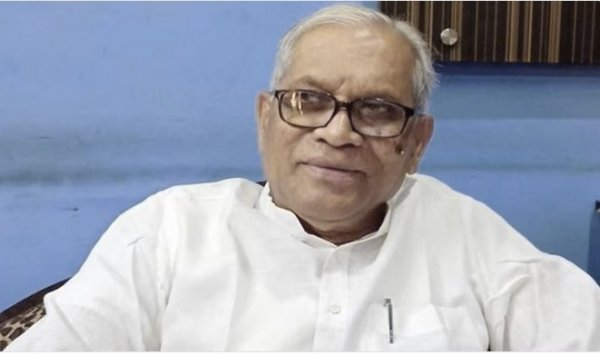 पूर्व केंद्रीय मंत्री श्री अरविंद नेताम ने जनजाति समाज से मुख्यमंत्री चुने जाने पर जताई प्रसन्नता - नए मुख्यमंत्री श्री विष्णुदेव साय को दी बधाई