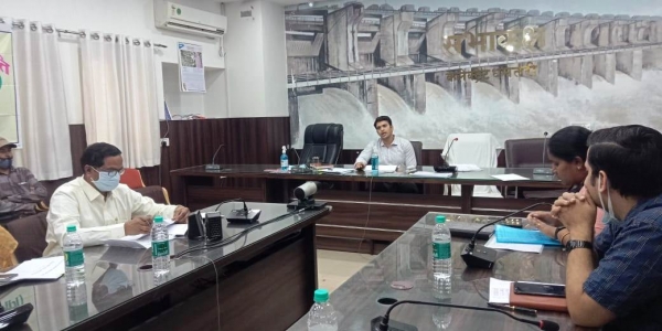 जिला बाल संरक्षण समिति की बैठक में किशोरों को नशामुक्त करने पर दिया गया जोर