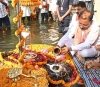 जलेश्वर महादेव धाम पहुंचे मुख्यमंत्री विष्णुदेव साय, किया जलाभिषेक