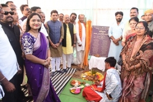 शासकीय महाविद्यालय पेंड्रावान (धमधा) के भूमिपूजन कार्यक्रम में शामिल हुए उच्च शिक्षा मंत्री वर्मा