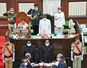 कोरोना काल में भी बच्चों का नाता पढ़ाई से जुड़ा रहा , उच्च शिक्षा की सुविधाएं बढ़ाने विभिन्न प्रयास - राज्यपाल उइके