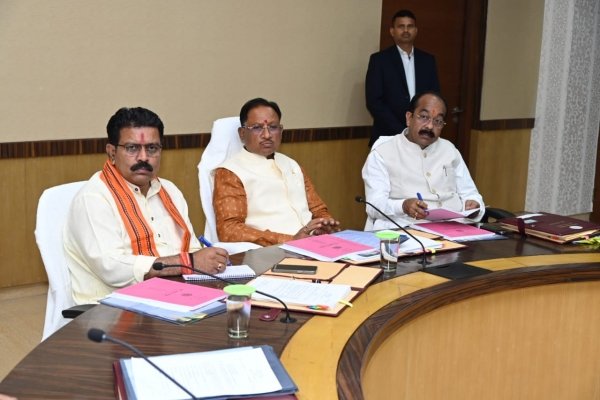 प्रदेश की नई सरकार की पहली केबिनेट बैठक मुख्यमंत्री साय की  अध्यक्षता में संपन्न , लिए गए कई महत्तवपूर्ण निर्णय 