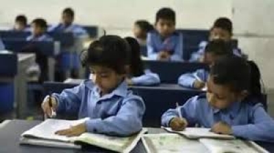 स्कूल खोलने से नहीं फैलता सामुदायिक संक्रमण, शोध में खुलासा