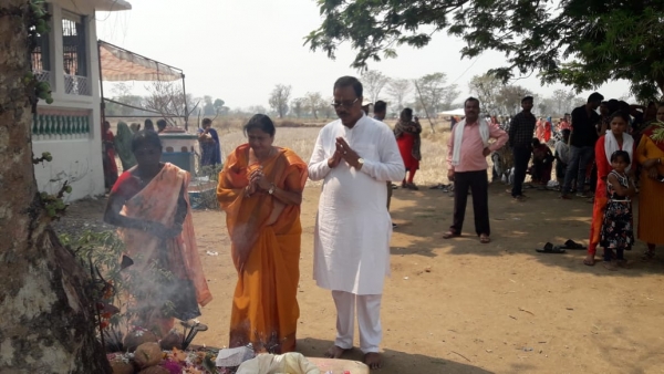 महाशिवरात्रि के अवसर पर शिवालयों में भक्तों का लगा तांता