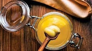 बाजार से खरीदा घी असली है या नकली, ऐसे करें मिनटों में मिलावट की पहचान