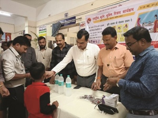 कृमि से बचाव के लिए 6 लाख से अधिक बच्चों को दी जाएगी एल्बेंडाजोल की गोली  5 से 10 मई तक चलेगा राष्ट्रीय कृमि मुक्ति कार्यक्रम