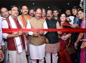 छत्तीसगढ़ बनेगा मध्य भारत का मेडिकल हब, नवा रायपुर में 200 एकड़ में विकसित होगी मेडिसिटी:मुख्यमंत्री विष्णु देव साय ने देवपुरी में 125 बिस्तरों वाले सुपर स्पेशलिटी प्रथमेश हॉस्पिटल का किया शुभारंभ, बोले&mdash;स्वस्थ नागरिक ही विकसित छत्तीसगढ़ की मजबूत नींव