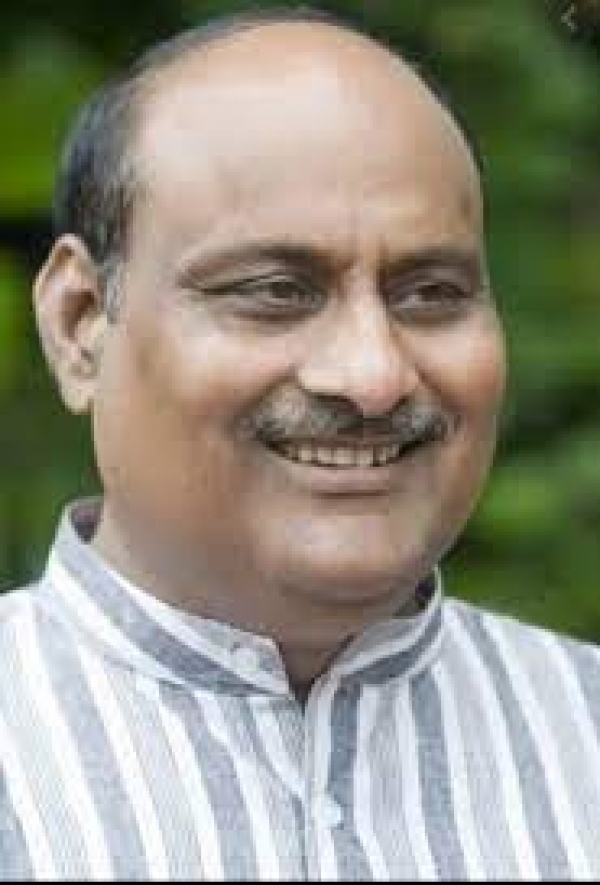 राजस्व मंत्री का दौरा