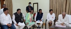 मुख्यमंत्री से  सत्यसाई संजीवनी हॉस्पिटल के चेयरमेन ने की सौजन्य मुलाकात