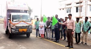 कलेक्टर ने मलेरिया जागरूकता रथ को हरी झंडी दिखाकर किया रवाना