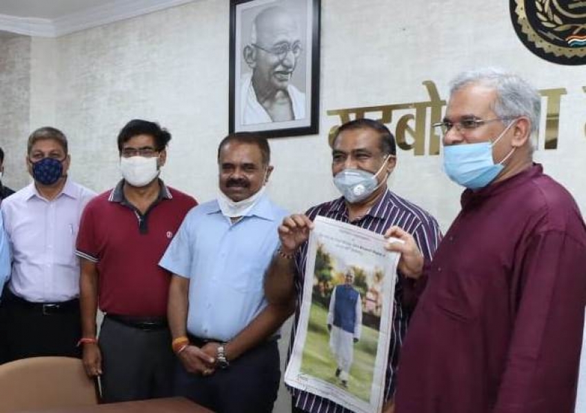 मुख्यमंत्री  बघेल को मुख्य सचिव  मंडल सहित वरिष्ठ प्रशासनिक अधिकारियों ने दी जन्मदिन की बधाई और शुभकामनाएं