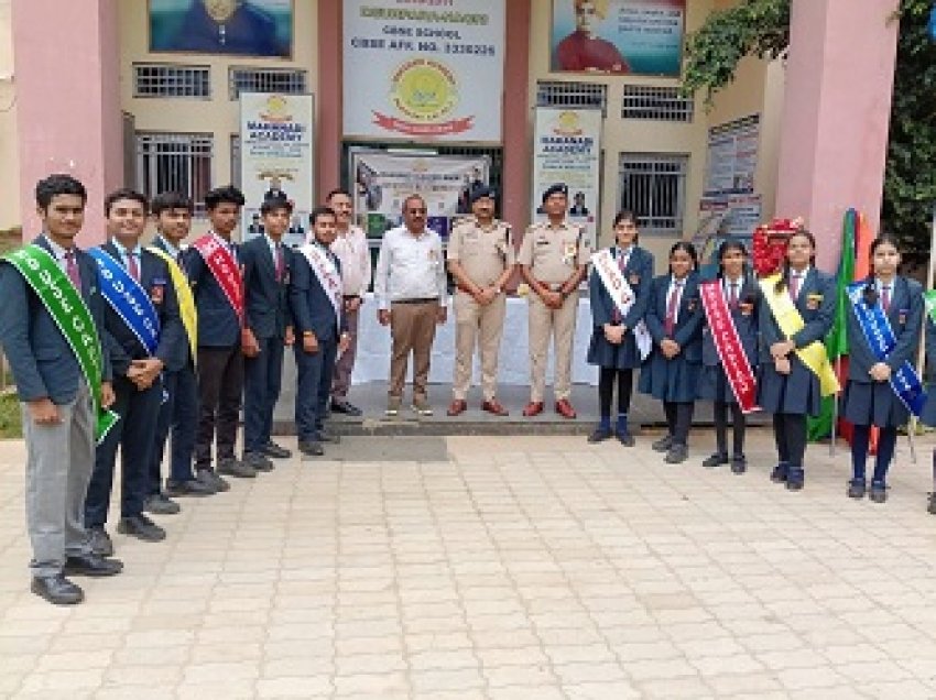 'सुरक्षित बचपन–सुरक्षित भविष्य' अभियान: महानदी एकेडमी में पुलिस ने बच्चों को किया जागरूक